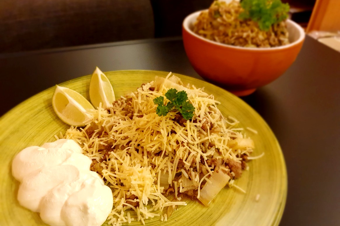 Mexican-style roasted napa cabbage with minced meat and rice â€“ Toidublogi