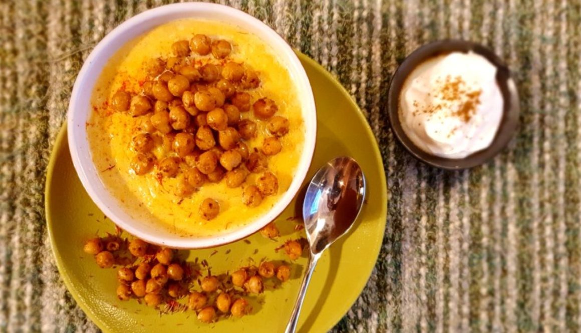 Moroccan pumpkin soup with roasted chickpeas