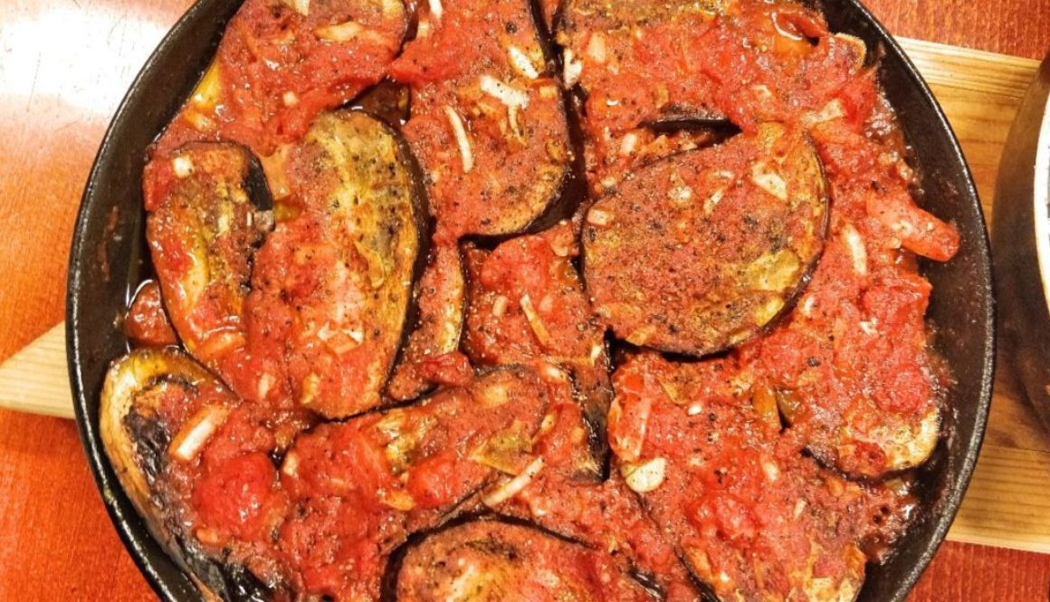 İmam bayıldı – eggplant with tomatoes and onions