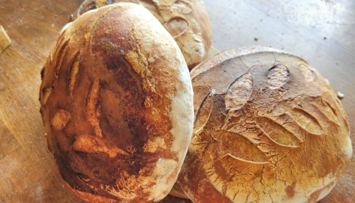 Bread (II) Sourdough wheat flour bread