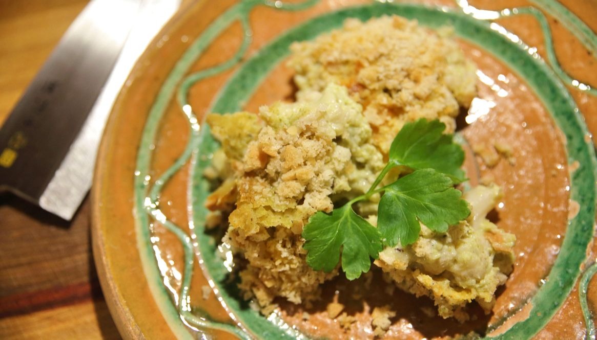 Cheesy Broccoli cauliflower over rost