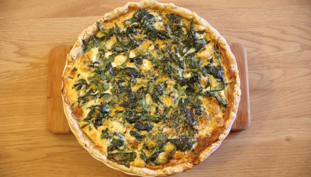 Spicy crispy chicken-spinach quiche