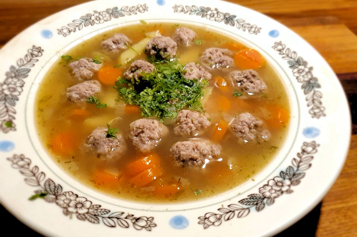 Frikadelle (meatball) soup – Toidublogi