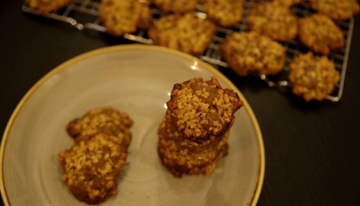 Oatmeal cookies with milk chocolate chips
