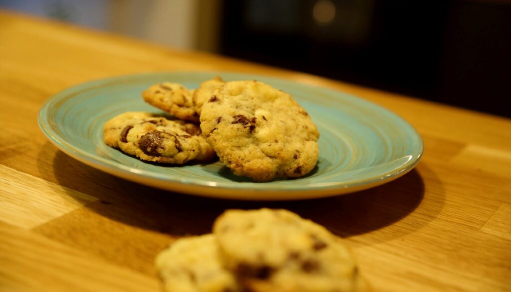 Three chocolate chips cookies