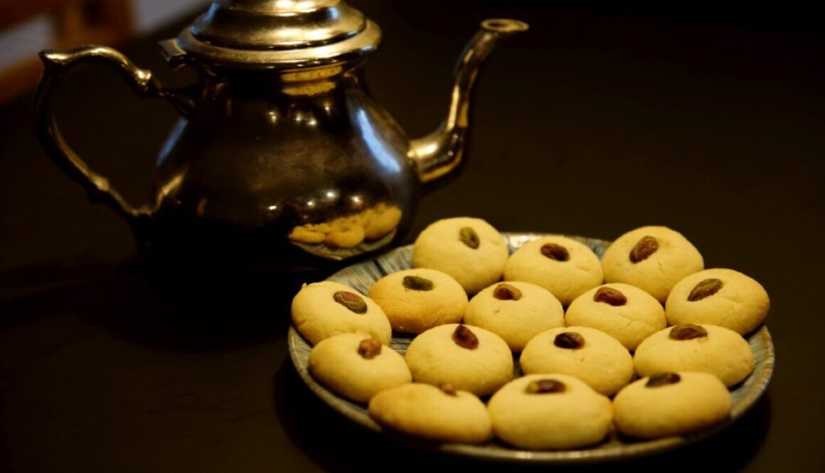 Ghraybeh cookies