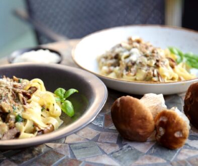 Pasta with porcini, lemon, garlic and egg