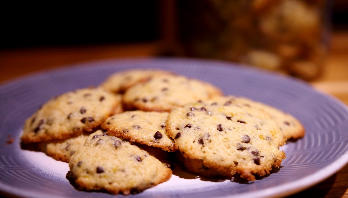 Orange flavored cookies with dark chocolate chips