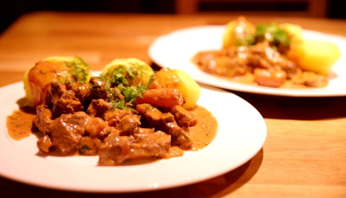 Beef stroganoff