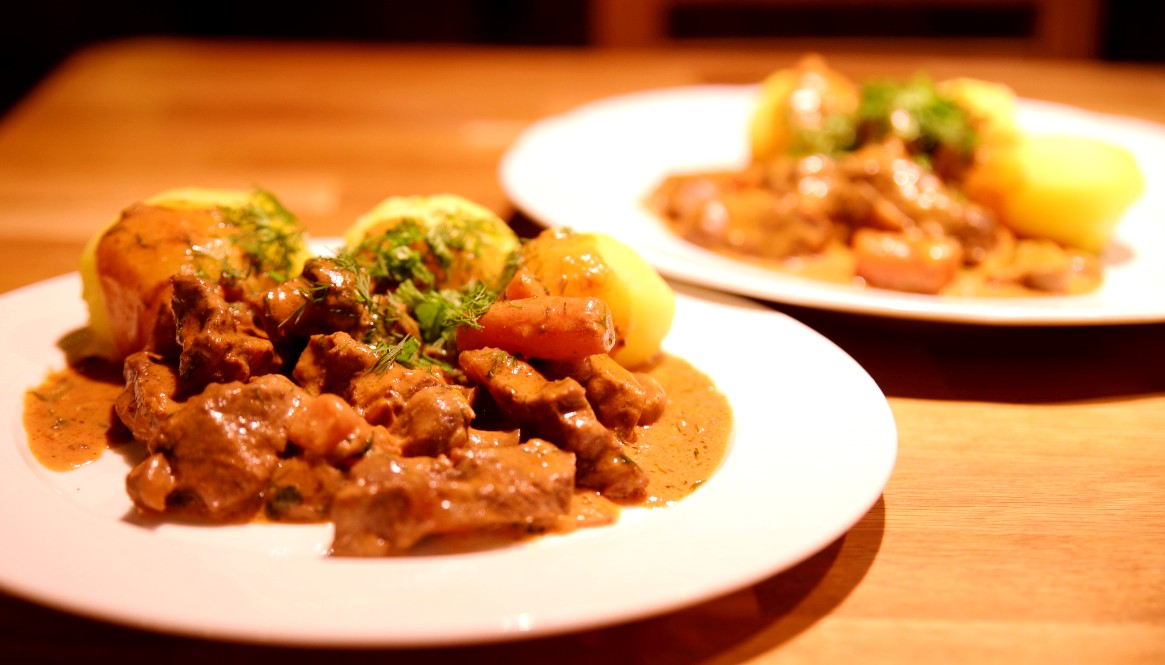 Beef stroganoff