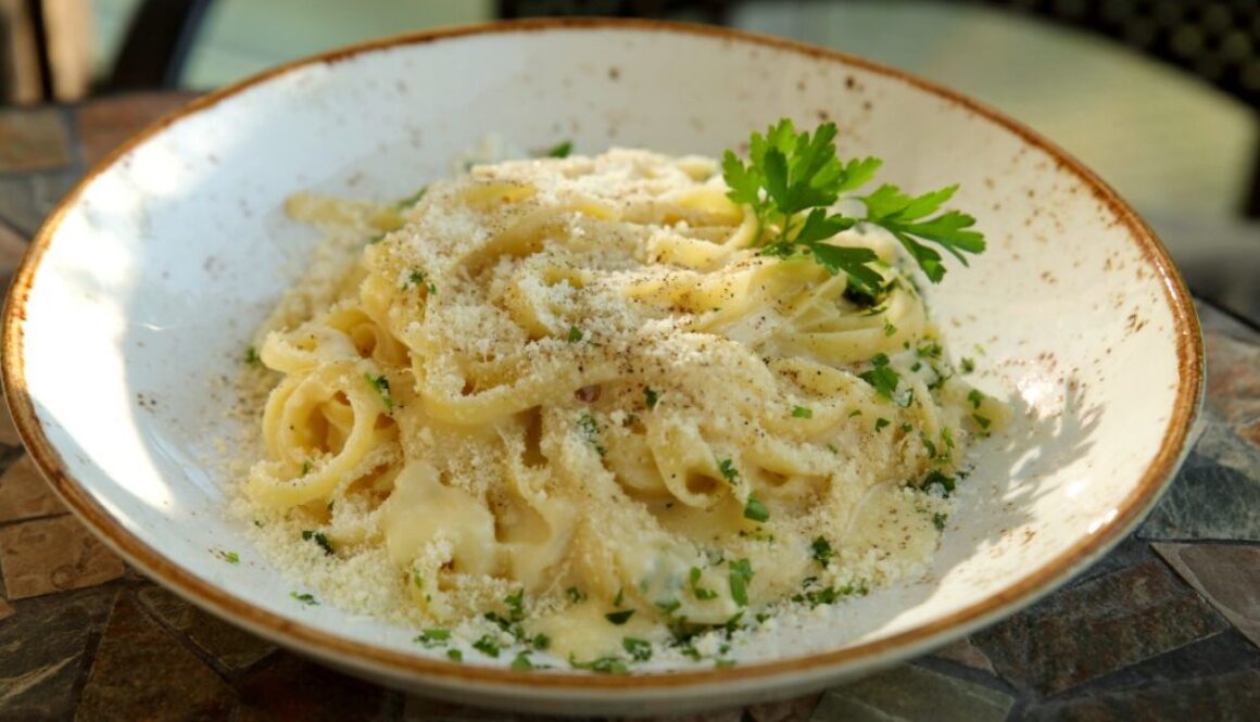 Fettuccine Alfredo