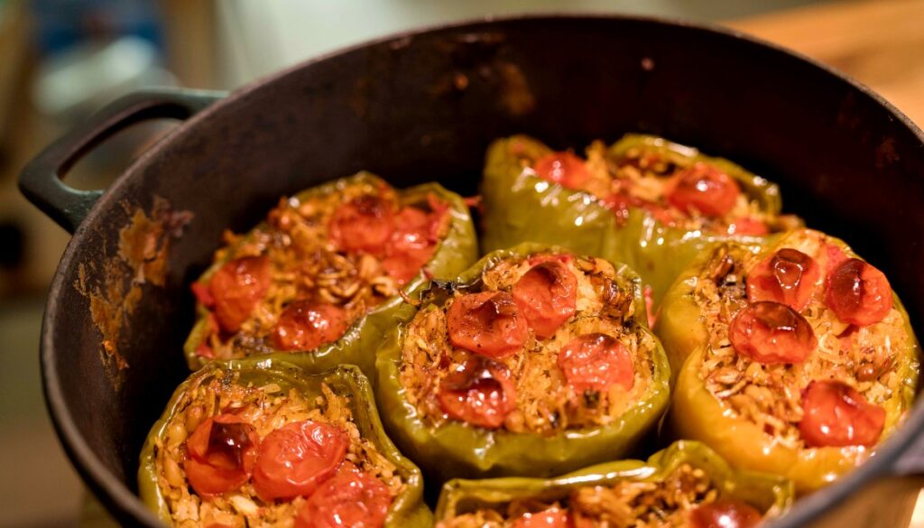 Biber dolmasi – Turkish stuffed peppers